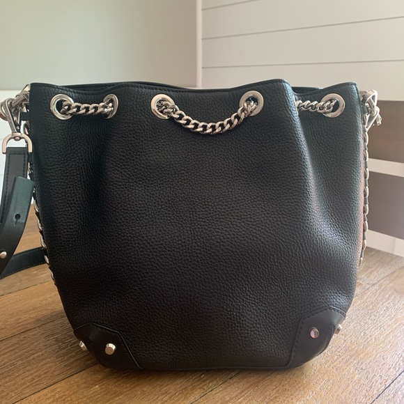 Michael Kors $329 Alaina small pebbled leather bucket bag - Picture 6 of 16